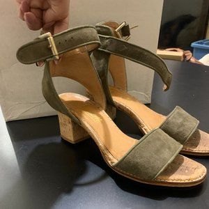 lintervalle short heels